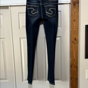 Stylish Women's Dark Blue Skinny Jeans